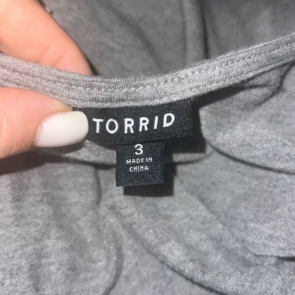 ✨Torrid Heather Gray Cold Shoulder Surplice Maxi Sz 3X Dress✨ - Picture 9 of 10